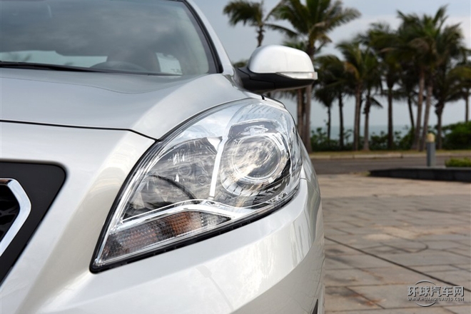 2015款 1.5T 自動行政尊尚型