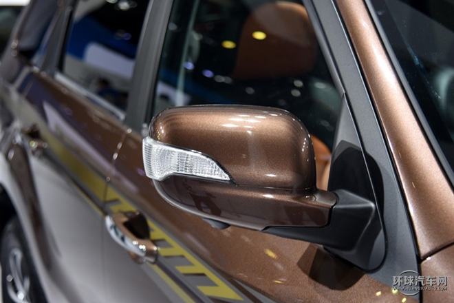 2015款 改款 1.8T 自動(dòng)縱領(lǐng)型