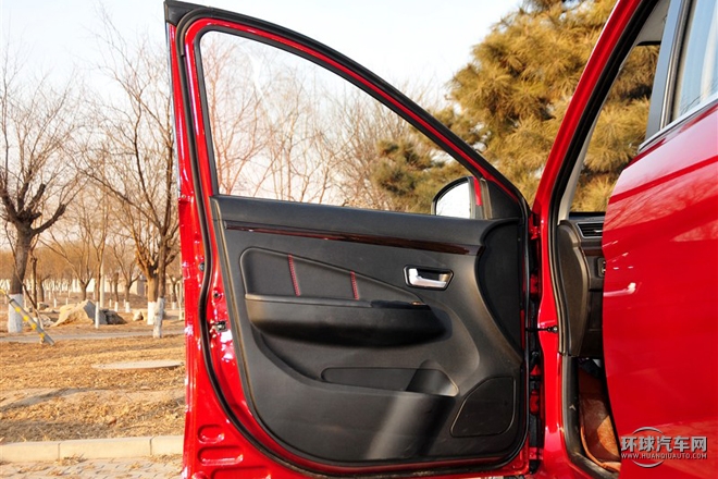 2015款 1.5L 360手動豪華型4A91S