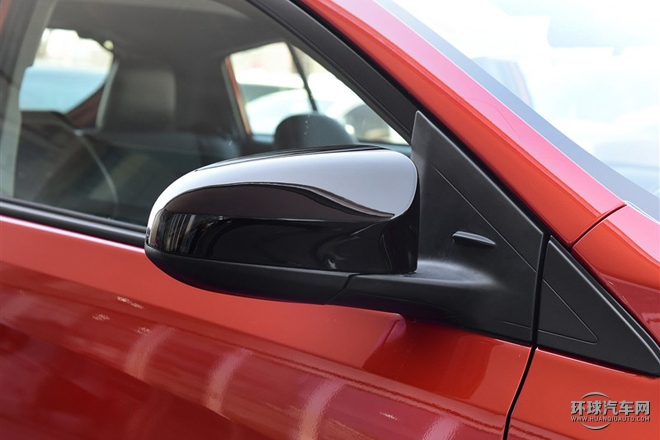 2015款 1.5G 自動橙色限量版