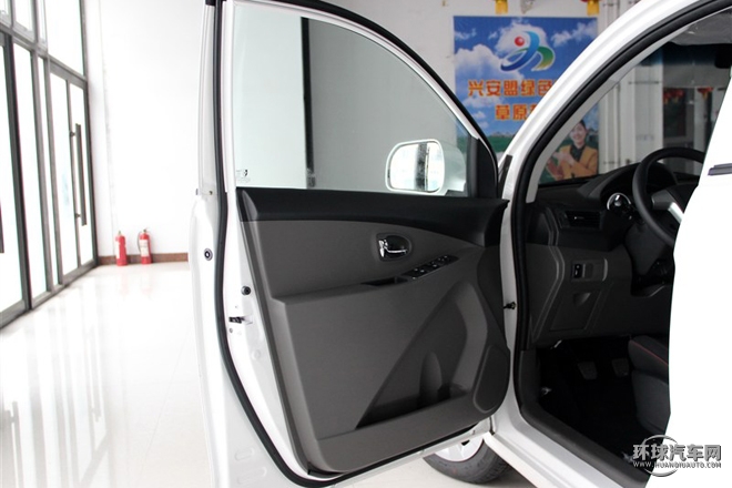 2015款 1.5L 手動(dòng)精英型