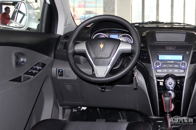 2015款 1.5L 手動(dòng)精英型