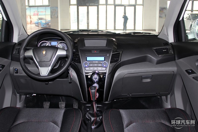 2015款 1.5L 手動精英型