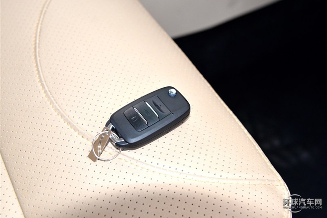 2015款 1.5L 旗艦型