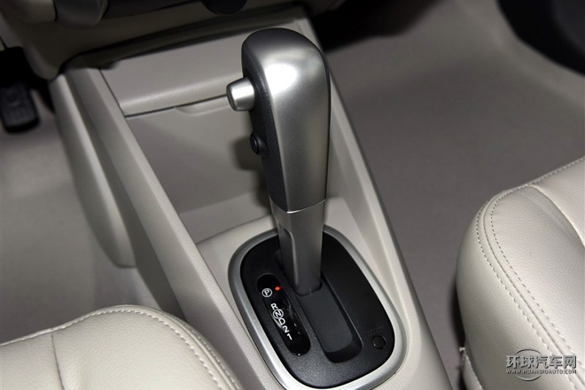 2015款 1.6L 自動豪華版