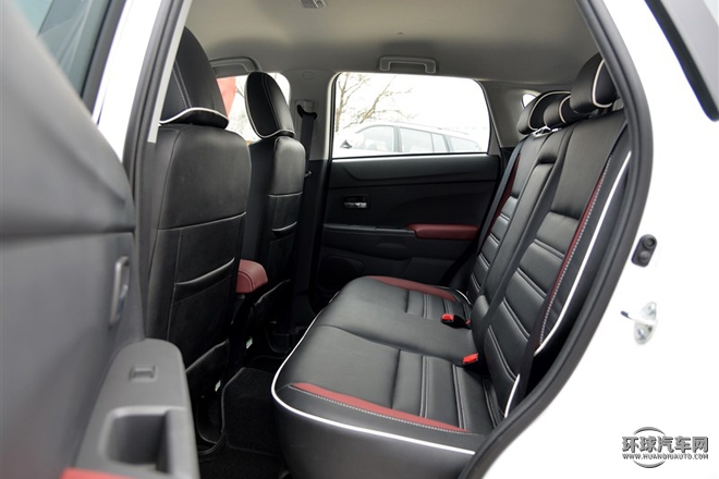 2015款 2.0L 自動兩驅精英版