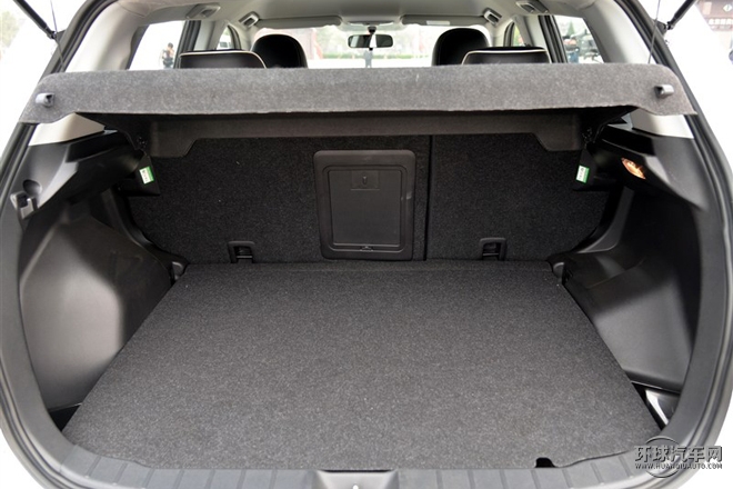 2015款 2.0L 自動兩驅精英版