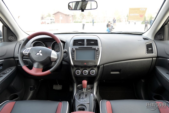 2015款 2.0L 自動兩驅精英版