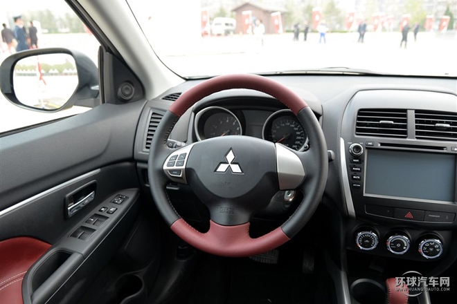 2015款 2.0L 自動(dòng)兩驅(qū)精英版