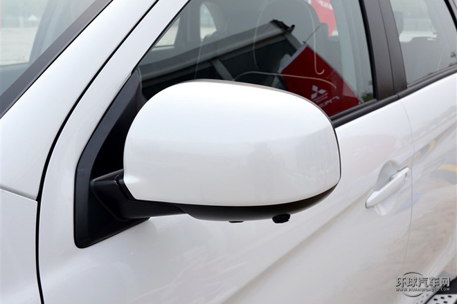 2015款 2.0L 自動(dòng)兩驅(qū)精英版