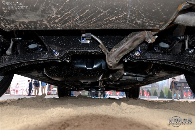 2015款 3.0L 自動四驅旗艦版