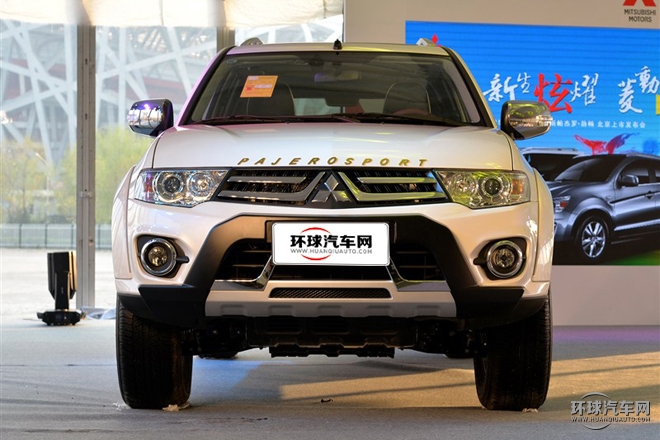 2015款 3.0L 自動(dòng)四驅(qū)旗艦版