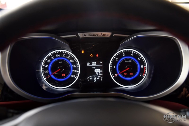 2015款 1.5L 手動(dòng)精英型