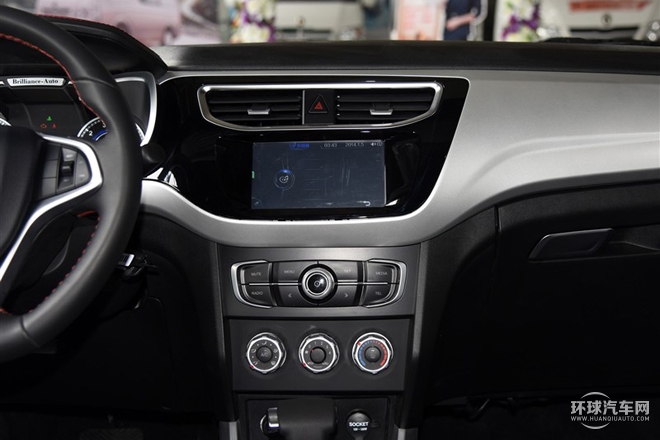 2015款 1.5L 自動舒適型