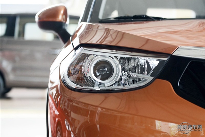 2015款 1.5L 自動舒適型