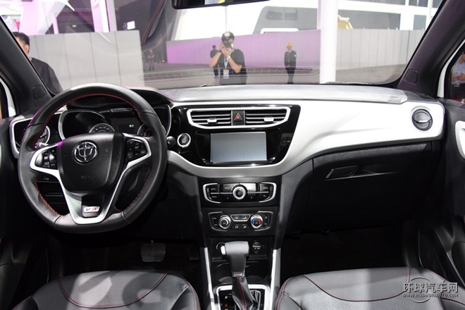 2015款 1.5T 自動精英型