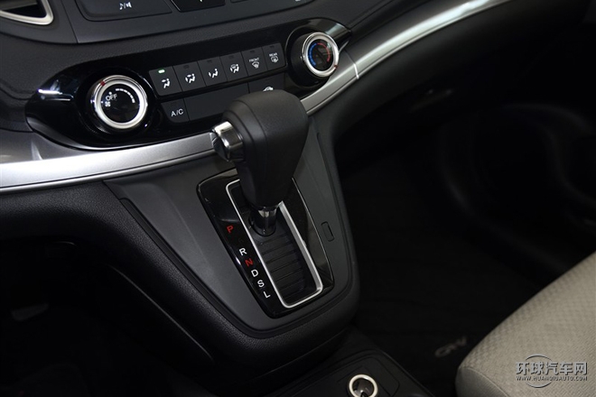 2015款 2.0L 兩驅都市版