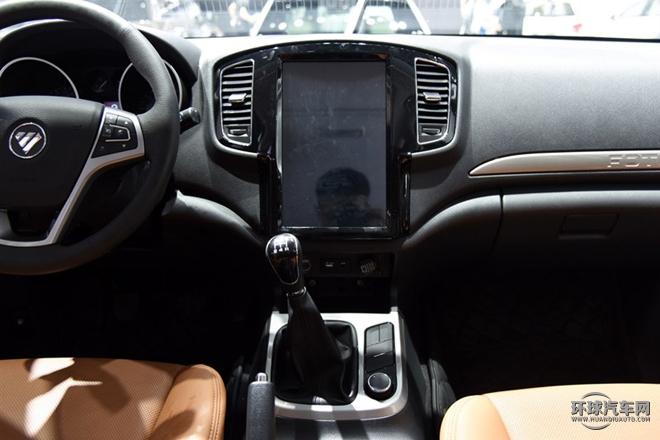 2015款 2.8T 四驅(qū)柴油尊享版5座