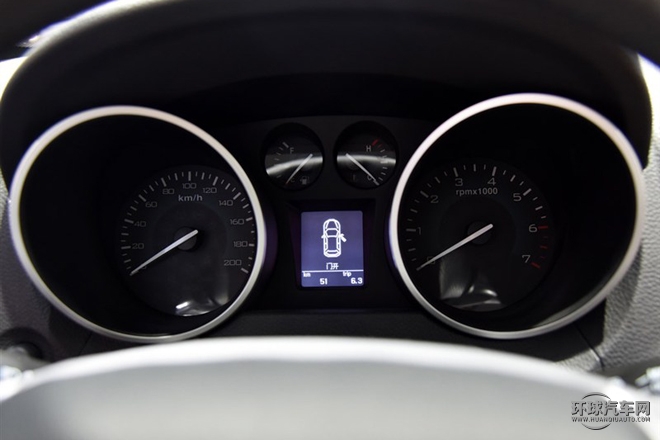 2015款 2.8T 四驅柴油尊享版5座