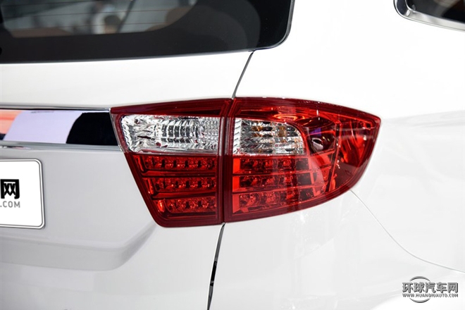 2015款 2.8T 四驅(qū)柴油尊享版5座