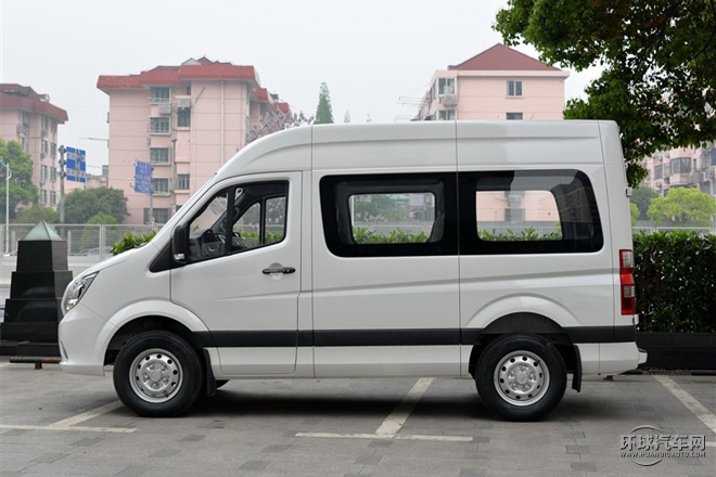 2015款 2.8T短軸商運版ISF2.8s4129P