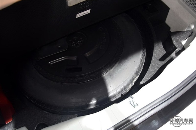 2015款 2.0T 手動(dòng)四驅(qū)尊貴型