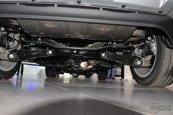 2015款 2.0T 自動兩驅尊貴型