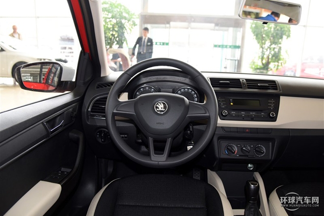 2015款 1.4L 自動創行版