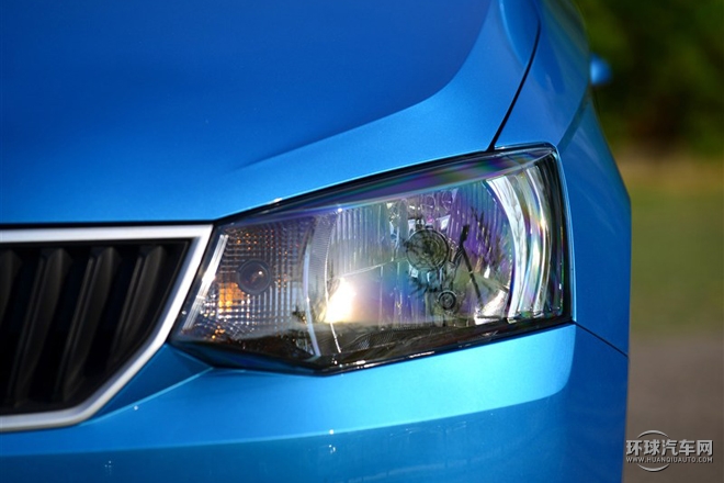 2015款 1.4L 自動(dòng)前行版