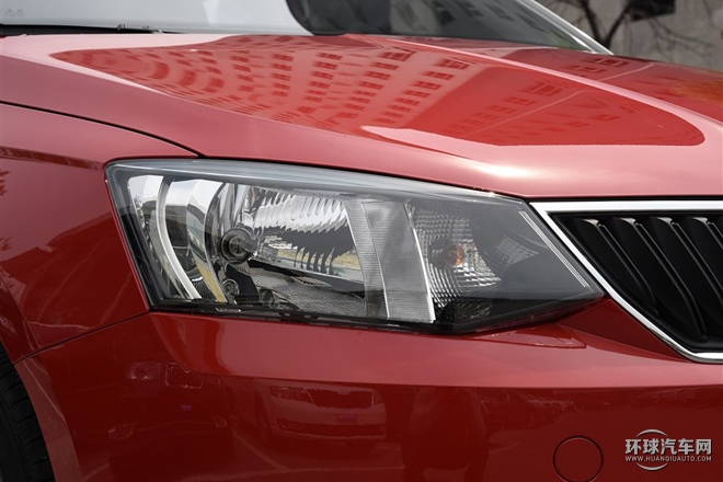 2015款 1.6L 自動創行版