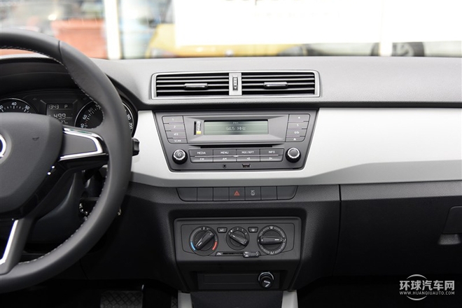 2015款 1.6L 自動運動版