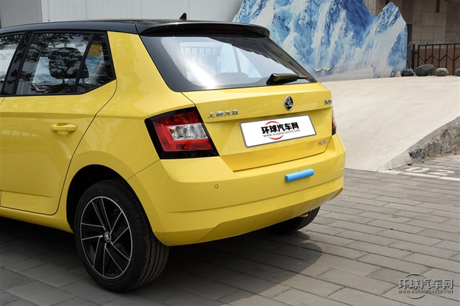 2015款 1.6L 自動運動版