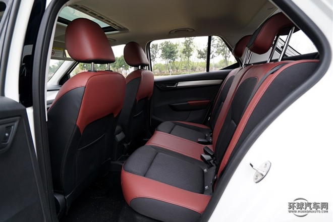 2015款 1.6L 自動智行版