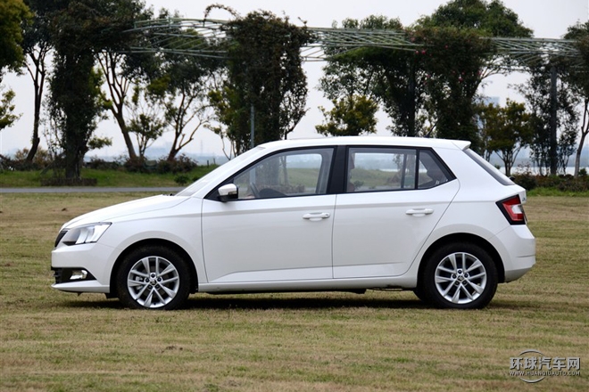 2015款 1.6L 自動(dòng)智行版