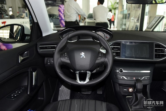 2015款 1.2T 自動勁馳版