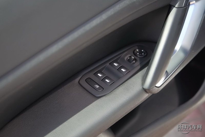 2015款 1.2T 自動尚馳版