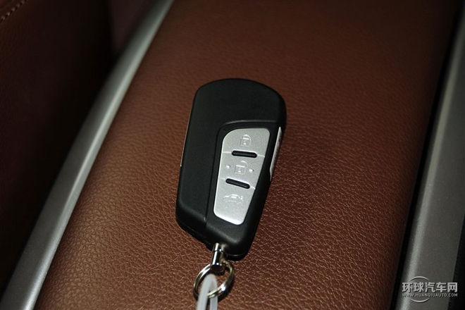 2015款 1.8T 自動豪華型