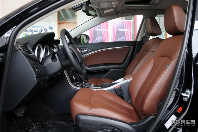 2015款 1.8T 自動豪華型