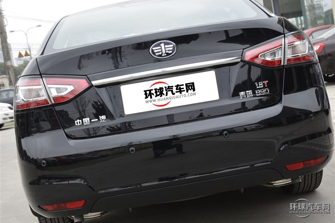 2015款 1.8T 自動豪華型