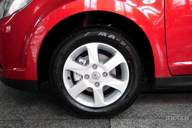 2015款 1.6L 手動北斗導航版