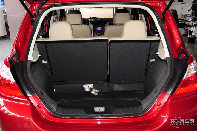 2015款 1.6L 手動北斗導航版