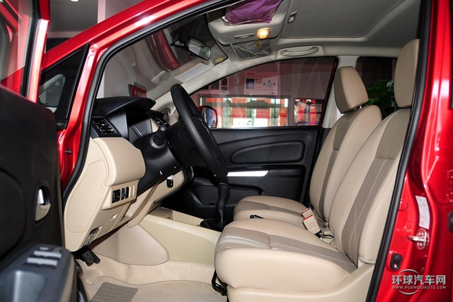 2015款 1.6L 手動北斗導航版