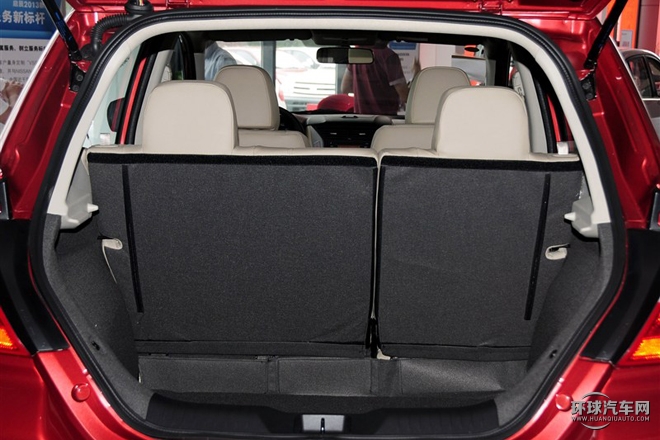 2015款 1.6L 手動(dòng)豪華版