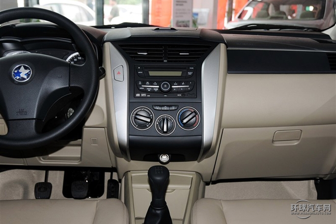 2015款 1.6L 手動豪華版