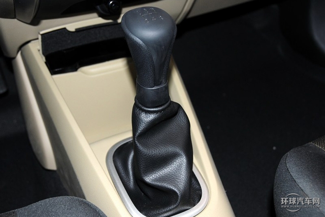 2015款 1.6L 手動時尚版