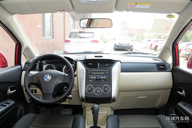 2015款 1.6L 自動(dòng)時(shí)尚版