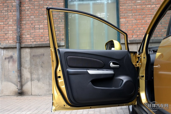 2015款 1.6L 手動(dòng)北斗導(dǎo)航版