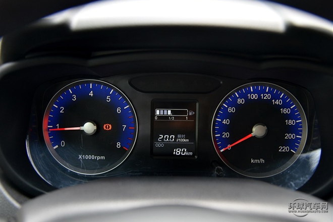 2015款 1.6L 手動北斗導航版