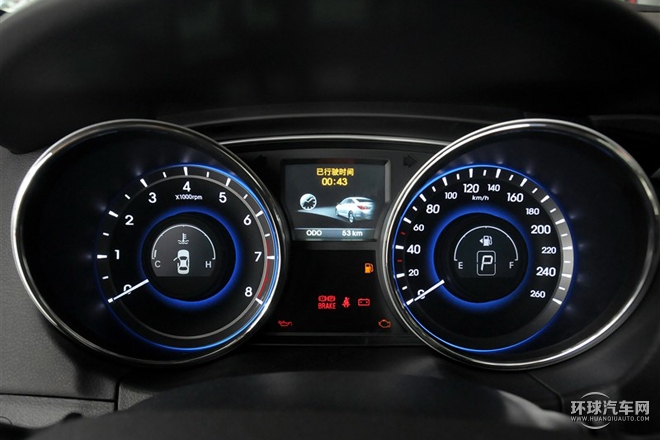 2015款 經典 2.0L 自動豪華版