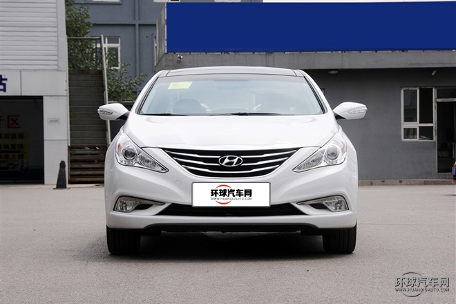 2015款 經典 2.0L 自動領先版